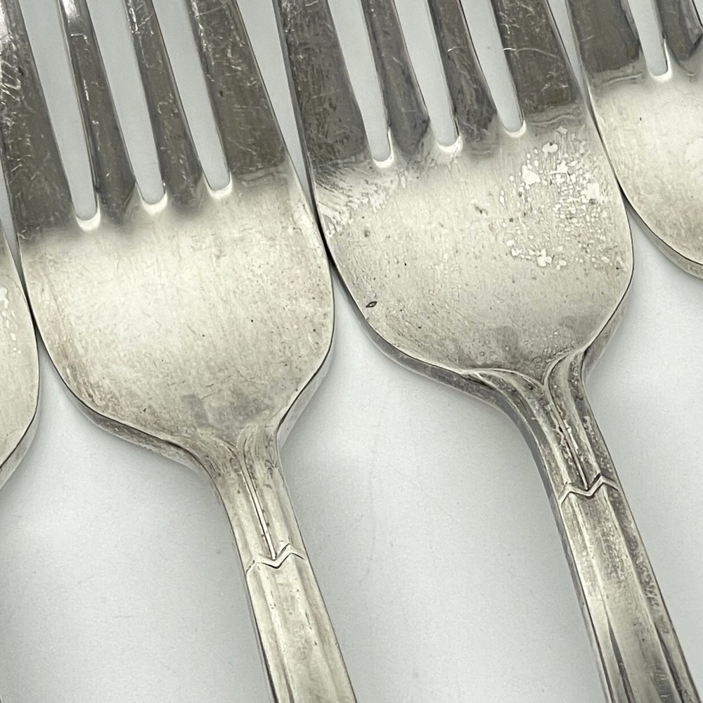 International Silver Lotus Pattern Flatware Set Of 17 Piece Silverplate Korea - Picture 9 of 11